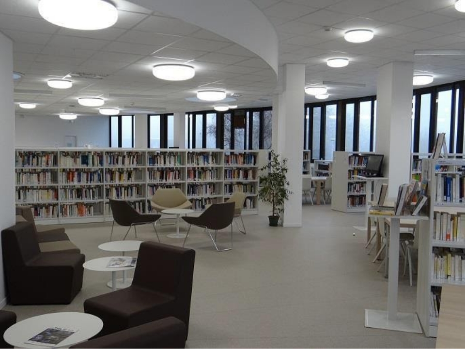 Thèse - Bibliothèque Universitaire d'Evry