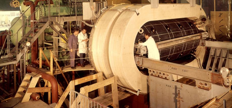 Retour sur les « courants neutres faibles », première grande découverte du CERN il y a 50 ans