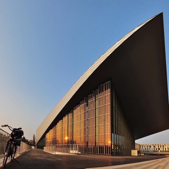 Energy transition: Stefania Cacovich maps photovoltaic materials for more efficient solar panels