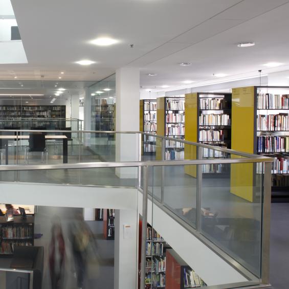 École Polytechnique Central Library (BCX)