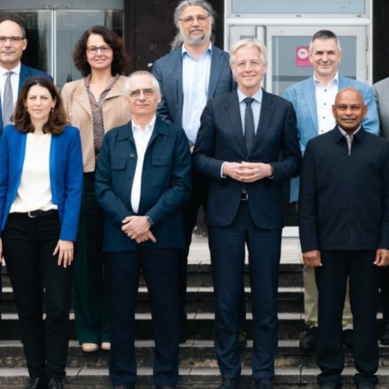 Members of the International Scientific Advisory Board (ISAB)