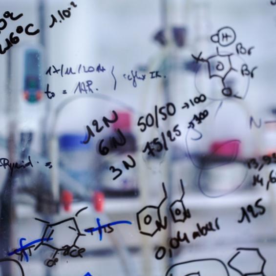 Master Year 2 Molecular Chemistry and Interfaces